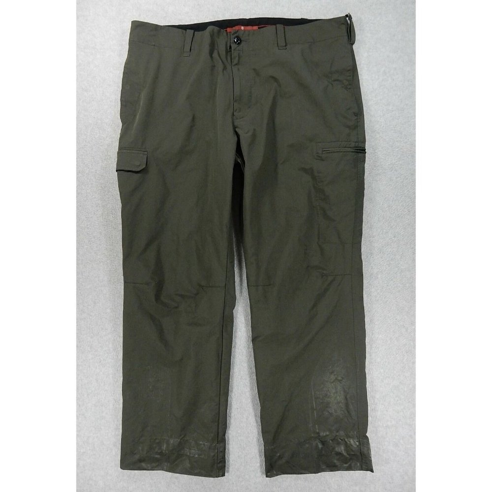 Victorinox Polyester Blend Casual‎ Cargo Pants (Men's 40x31) Green